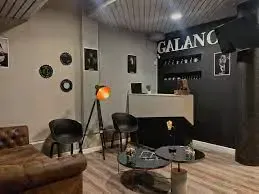 Frente de Galano Barbershop