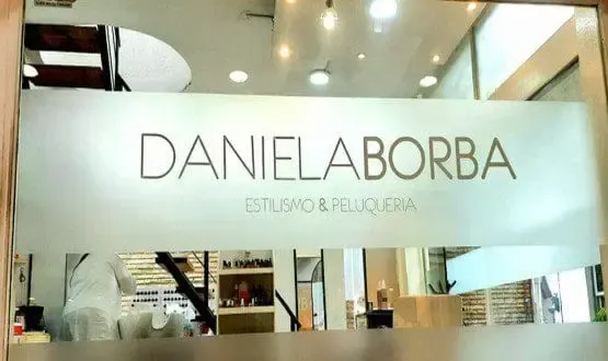 Frente de Daniela Borba Estilista