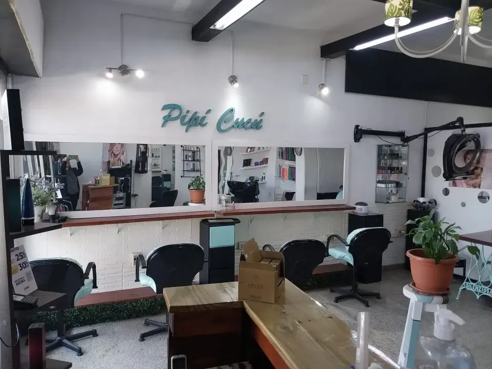 Frente de Peluquería Pipi Cucu