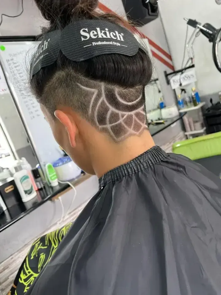 Foto 3 de Peluquería y Barbería S y M