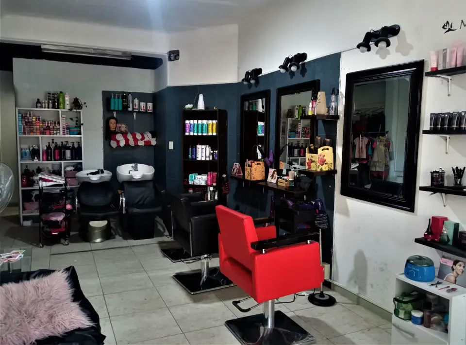 Foto 3 de Peluquería y Estética Verte Radiante