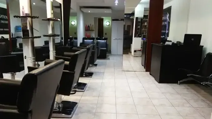 Foto 3 de Sensations Hair Dressers Hair Salon
