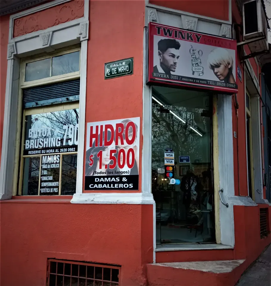 Frente de Twinky Coiffure