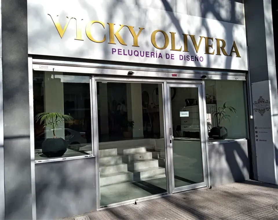 Foto 3 de Vicky Olivera Peluquería de Diseño